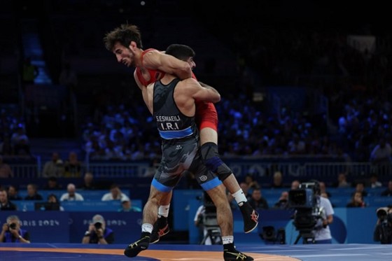 رقابت های کشتی فرنگی جوانان قهرمانی استان خوزستان / اهواز :